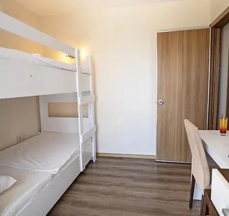Adella Hotel