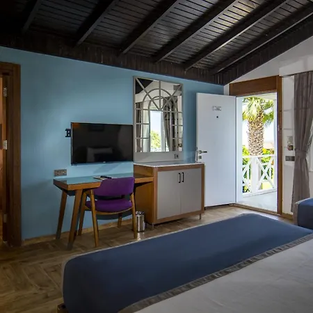 Hotel Adella