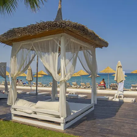 Adella Kusadası