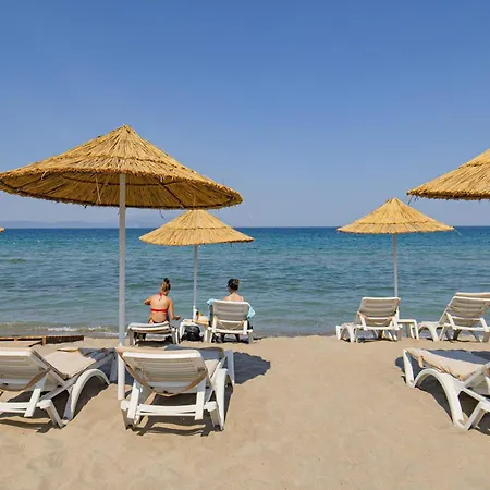 Adella Hotel